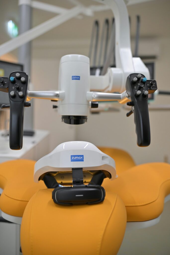 Dentalmikroskop Zumax Endodontie Trewella Wien